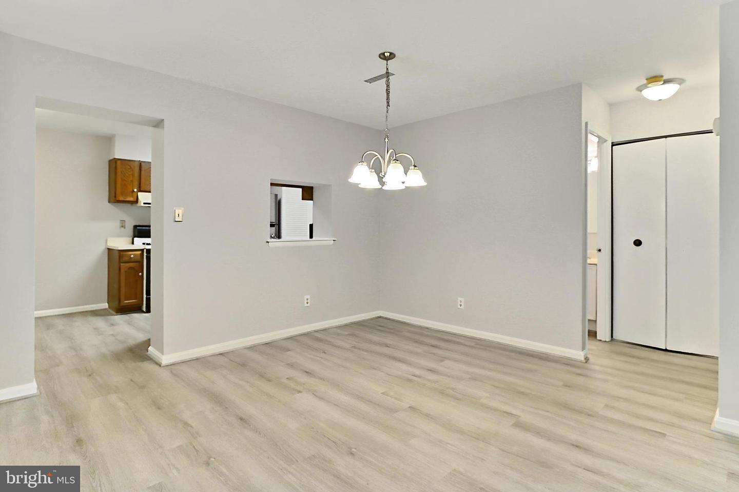 5823 COVE LANDING RD #101, BURKE, Virginia 22015, 1 Bedroom Bedrooms, ,1 BathroomBathrooms,Residential,For sale,5823 COVE LANDING RD #101,VAFX2241346 MLS # VAFX2241346