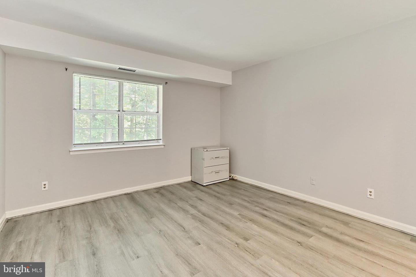 5823 COVE LANDING RD #101, BURKE, Virginia 22015, 1 Bedroom Bedrooms, ,1 BathroomBathrooms,Residential,For sale,5823 COVE LANDING RD #101,VAFX2241346 MLS # VAFX2241346