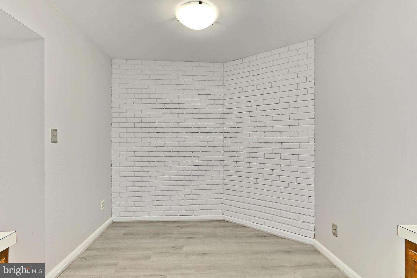 5823 COVE LANDING RD #101, BURKE, Virginia 22015, 1 Bedroom Bedrooms, ,1 BathroomBathrooms,Residential,For sale,5823 COVE LANDING RD #101,VAFX2241346 MLS # VAFX2241346