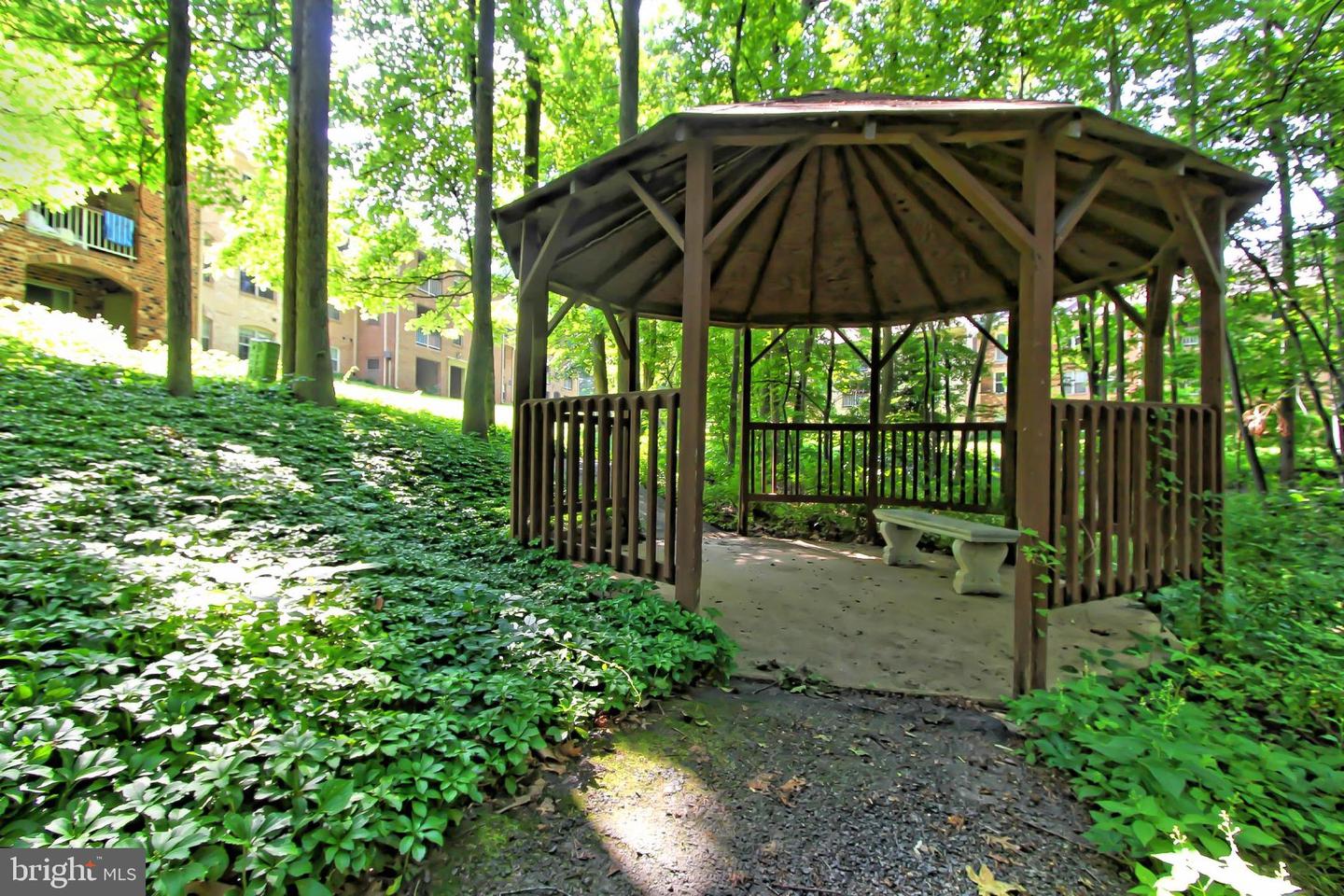 5823 COVE LANDING RD #101, BURKE, Virginia 22015, 1 Bedroom Bedrooms, ,1 BathroomBathrooms,Residential,For sale,5823 COVE LANDING RD #101,VAFX2241346 MLS # VAFX2241346