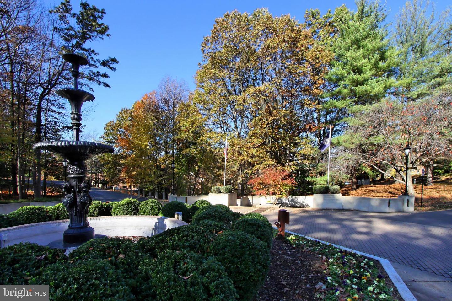 5823 COVE LANDING RD #101, BURKE, Virginia 22015, 1 Bedroom Bedrooms, ,1 BathroomBathrooms,Residential,For sale,5823 COVE LANDING RD #101,VAFX2241346 MLS # VAFX2241346