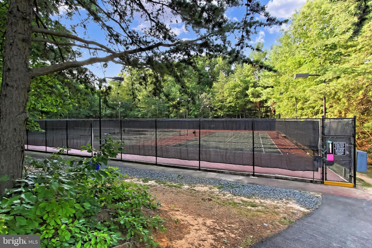 5823 COVE LANDING RD #101, BURKE, Virginia 22015, 1 Bedroom Bedrooms, ,1 BathroomBathrooms,Residential,For sale,5823 COVE LANDING RD #101,VAFX2241346 MLS # VAFX2241346