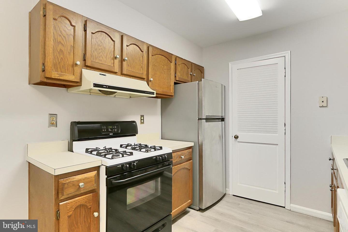 5823 COVE LANDING RD #101, BURKE, Virginia 22015, 1 Bedroom Bedrooms, ,1 BathroomBathrooms,Residential,For sale,5823 COVE LANDING RD #101,VAFX2241346 MLS # VAFX2241346