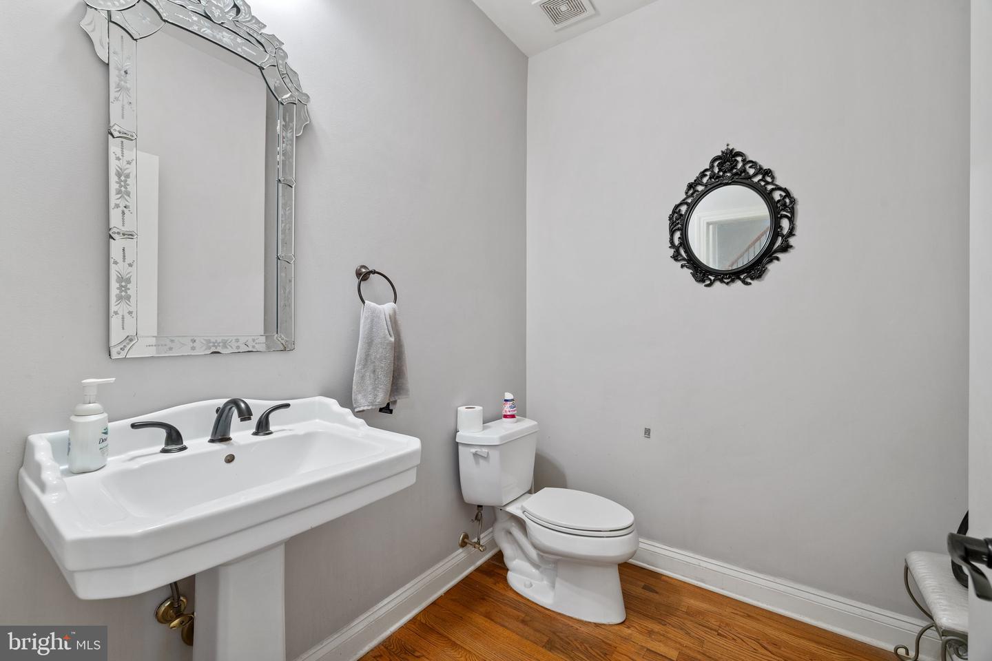 18309 ELDORADO WAY, LEESBURG, Virginia 20176, 5 Bedrooms Bedrooms, ,4 BathroomsBathrooms,Residential,For sale,18309 ELDORADO WAY,VALO2096692 MLS # VALO2096692
