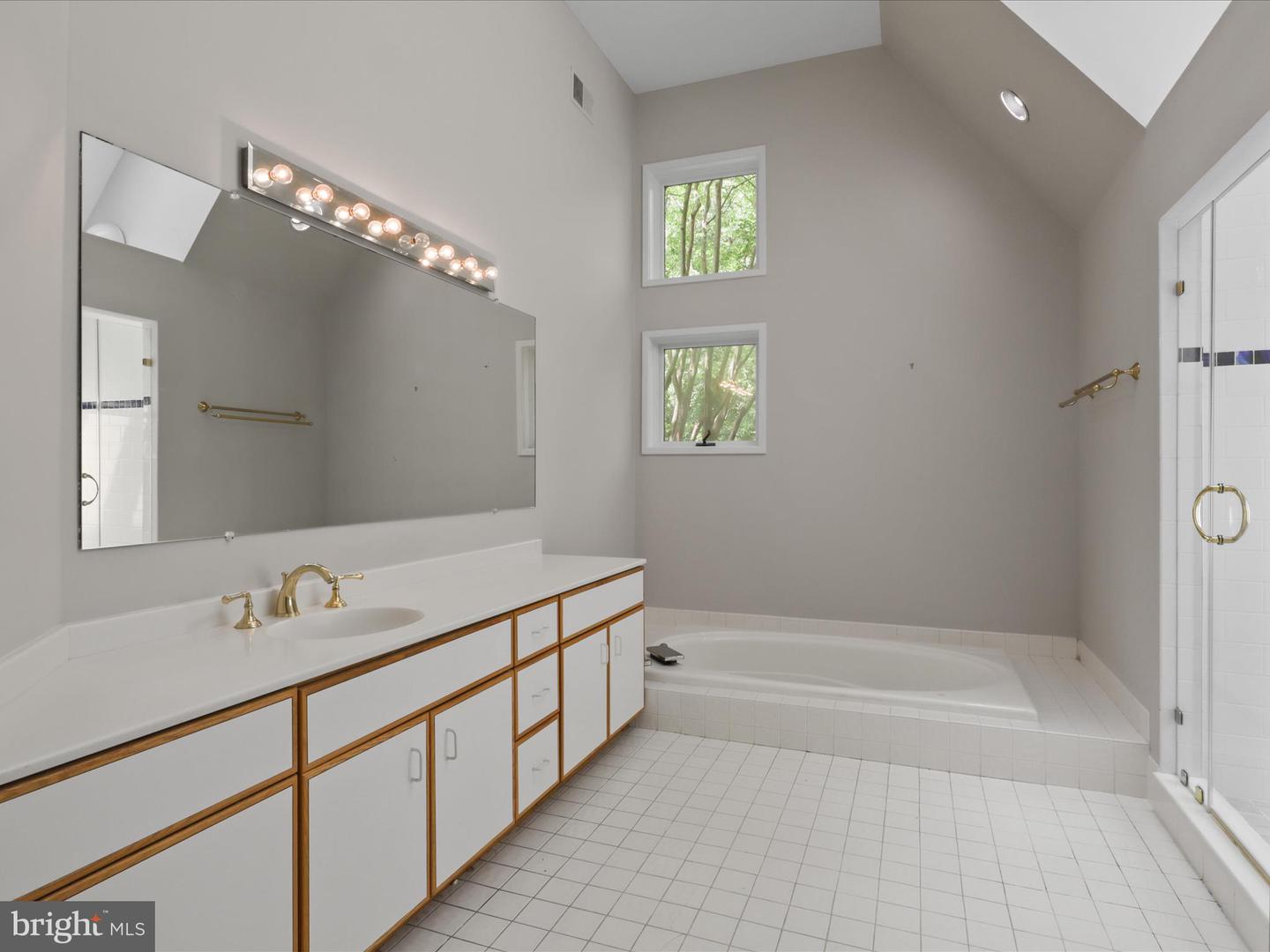 11583 GREENWICH POINT RD, RESTON, Virginia 20194, 5 Bedrooms Bedrooms, ,5 BathroomsBathrooms,Residential,For sale,11583 GREENWICH POINT RD,VAFX2241476 MLS # VAFX2241476