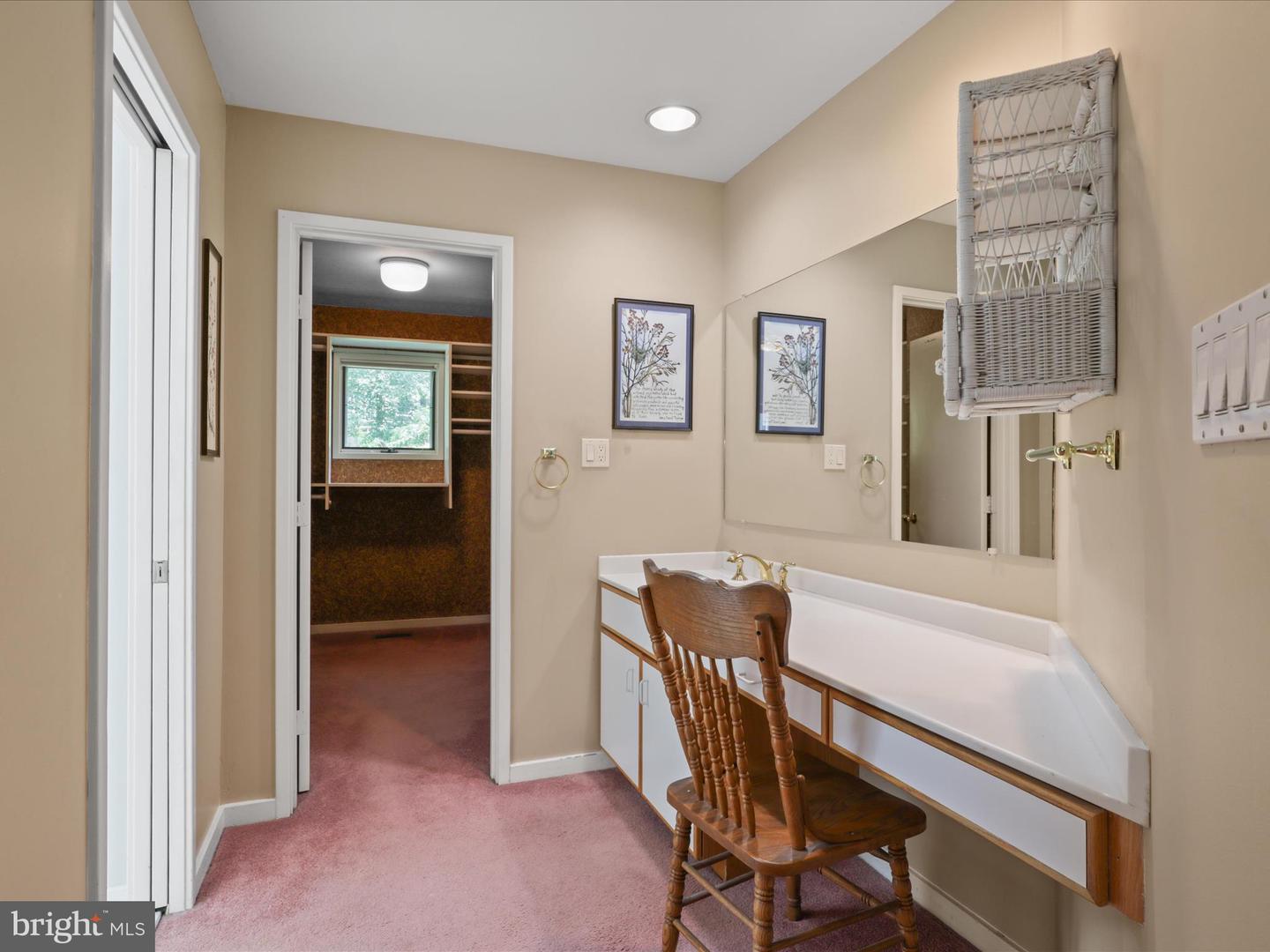 11583 GREENWICH POINT RD, RESTON, Virginia 20194, 5 Bedrooms Bedrooms, ,5 BathroomsBathrooms,Residential,For sale,11583 GREENWICH POINT RD,VAFX2241476 MLS # VAFX2241476