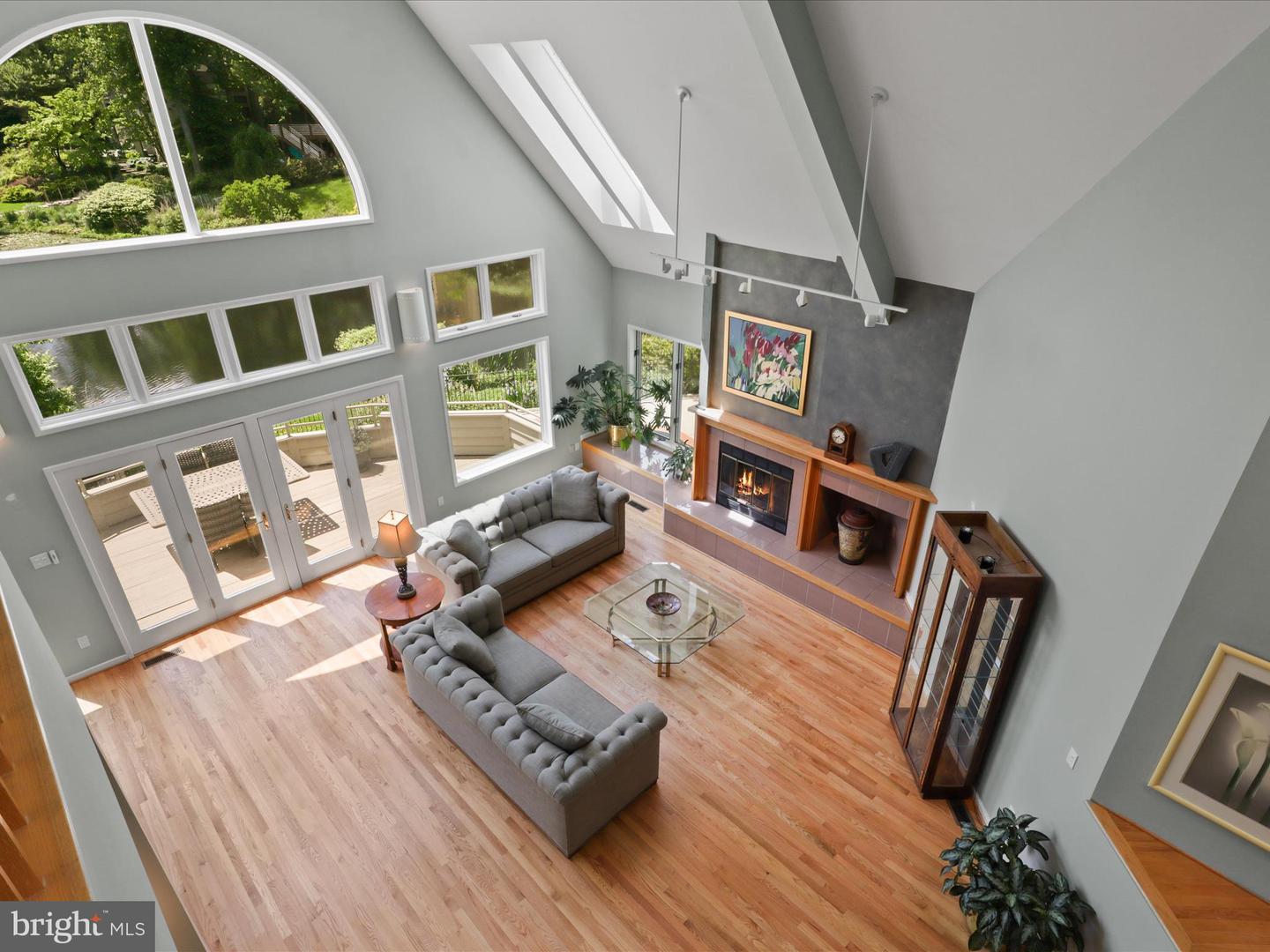 11583 GREENWICH POINT RD, RESTON, Virginia 20194, 5 Bedrooms Bedrooms, ,5 BathroomsBathrooms,Residential,For sale,11583 GREENWICH POINT RD,VAFX2241476 MLS # VAFX2241476