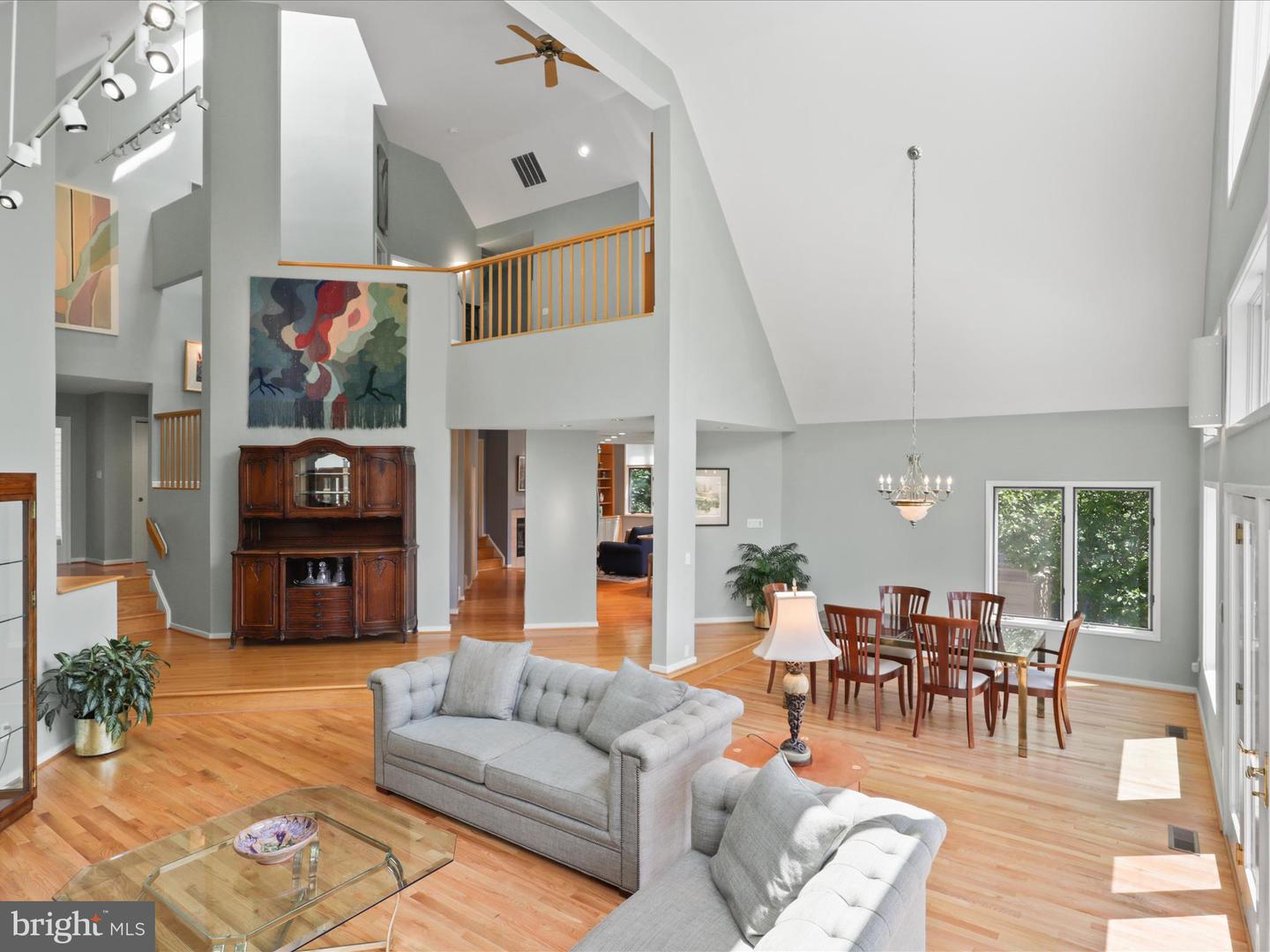 11583 GREENWICH POINT RD, RESTON, Virginia 20194, 5 Bedrooms Bedrooms, ,5 BathroomsBathrooms,Residential,For sale,11583 GREENWICH POINT RD,VAFX2241476 MLS # VAFX2241476