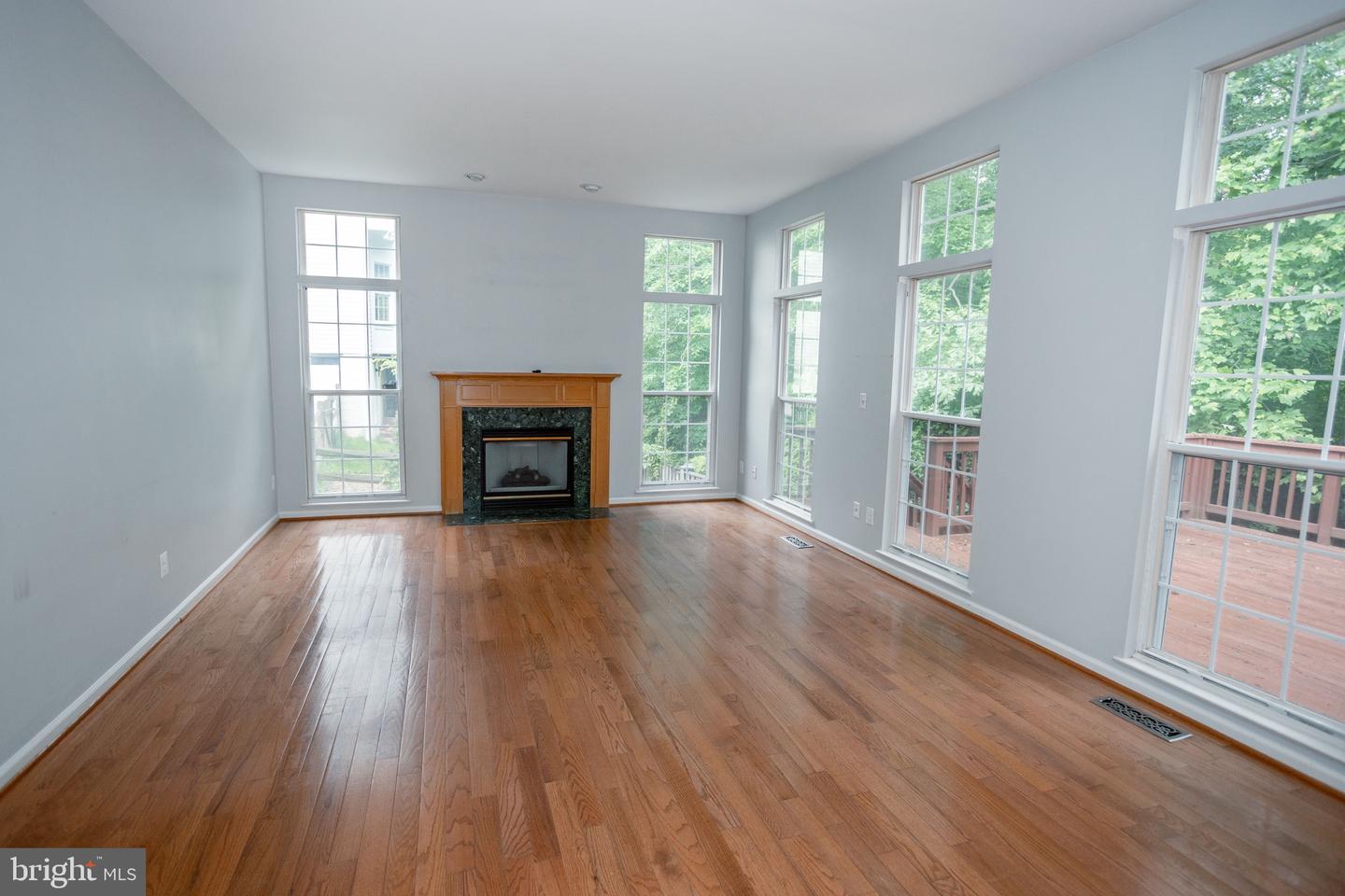 13076 DOVE TREE CT, MANASSAS, Virginia 20112, 4 Bedrooms Bedrooms, ,3 BathroomsBathrooms,Residential,For sale,13076 DOVE TREE CT,VAPW2094938 MLS # VAPW2094938