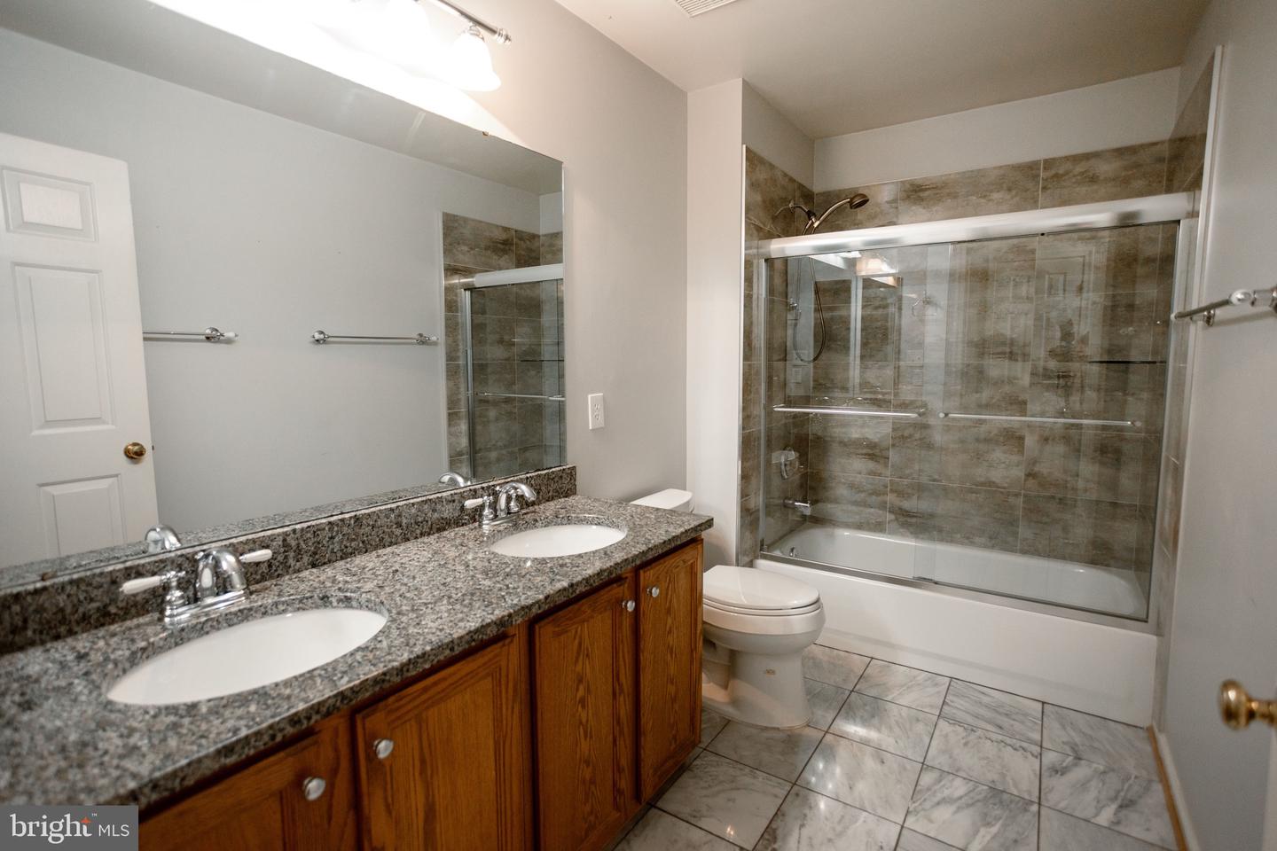 13076 DOVE TREE CT, MANASSAS, Virginia 20112, 4 Bedrooms Bedrooms, ,3 BathroomsBathrooms,Residential,For sale,13076 DOVE TREE CT,VAPW2094938 MLS # VAPW2094938