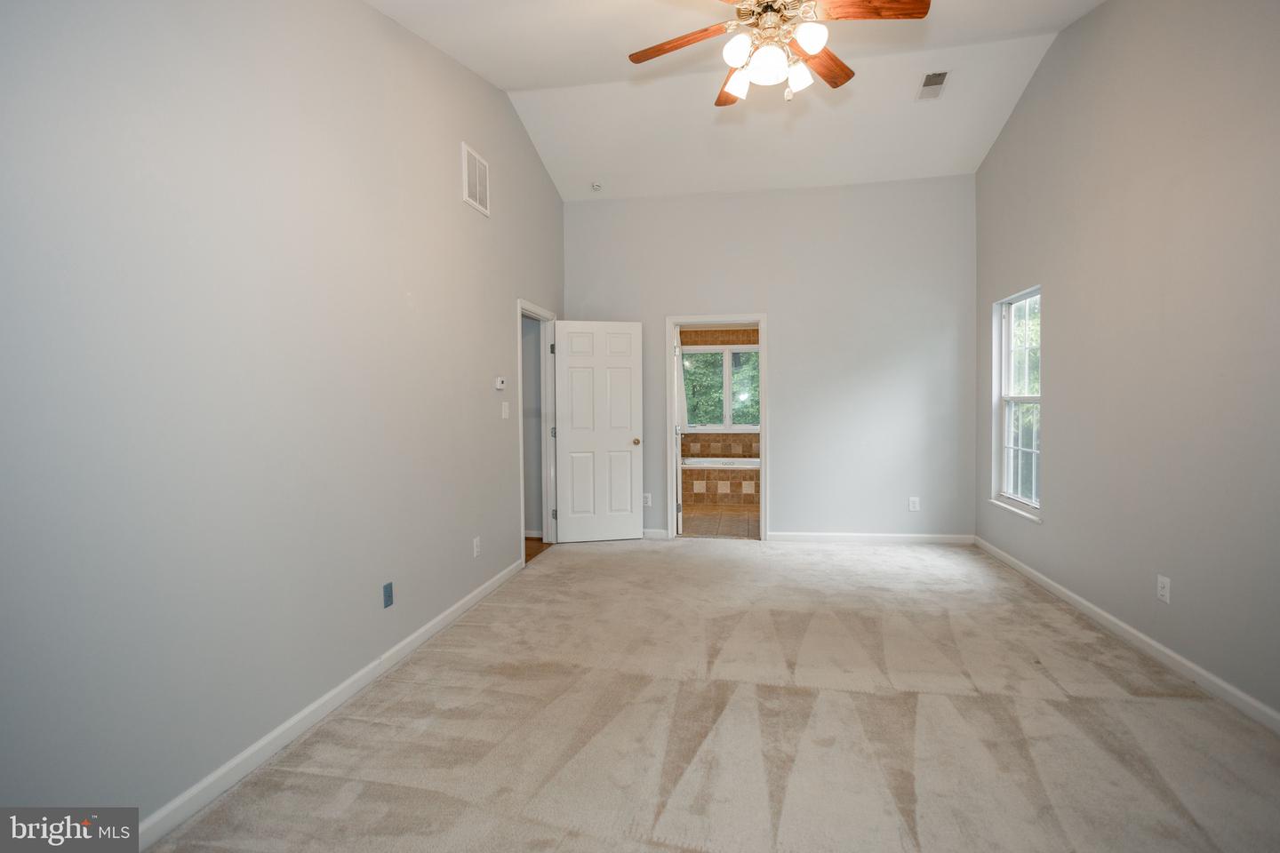 13076 DOVE TREE CT, MANASSAS, Virginia 20112, 4 Bedrooms Bedrooms, ,3 BathroomsBathrooms,Residential,For sale,13076 DOVE TREE CT,VAPW2094938 MLS # VAPW2094938