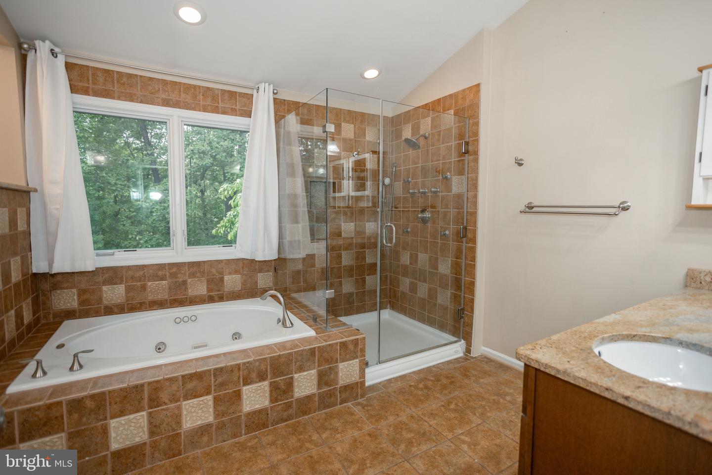 13076 DOVE TREE CT, MANASSAS, Virginia 20112, 4 Bedrooms Bedrooms, ,3 BathroomsBathrooms,Residential,For sale,13076 DOVE TREE CT,VAPW2094938 MLS # VAPW2094938