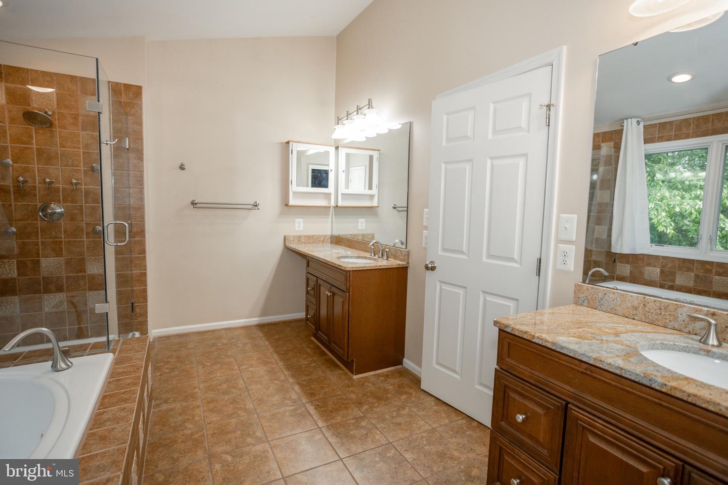 13076 DOVE TREE CT, MANASSAS, Virginia 20112, 4 Bedrooms Bedrooms, ,3 BathroomsBathrooms,Residential,For sale,13076 DOVE TREE CT,VAPW2094938 MLS # VAPW2094938