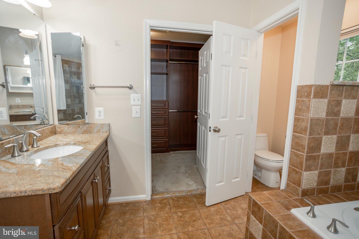 13076 DOVE TREE CT, MANASSAS, Virginia 20112, 4 Bedrooms Bedrooms, ,3 BathroomsBathrooms,Residential,For sale,13076 DOVE TREE CT,VAPW2094938 MLS # VAPW2094938