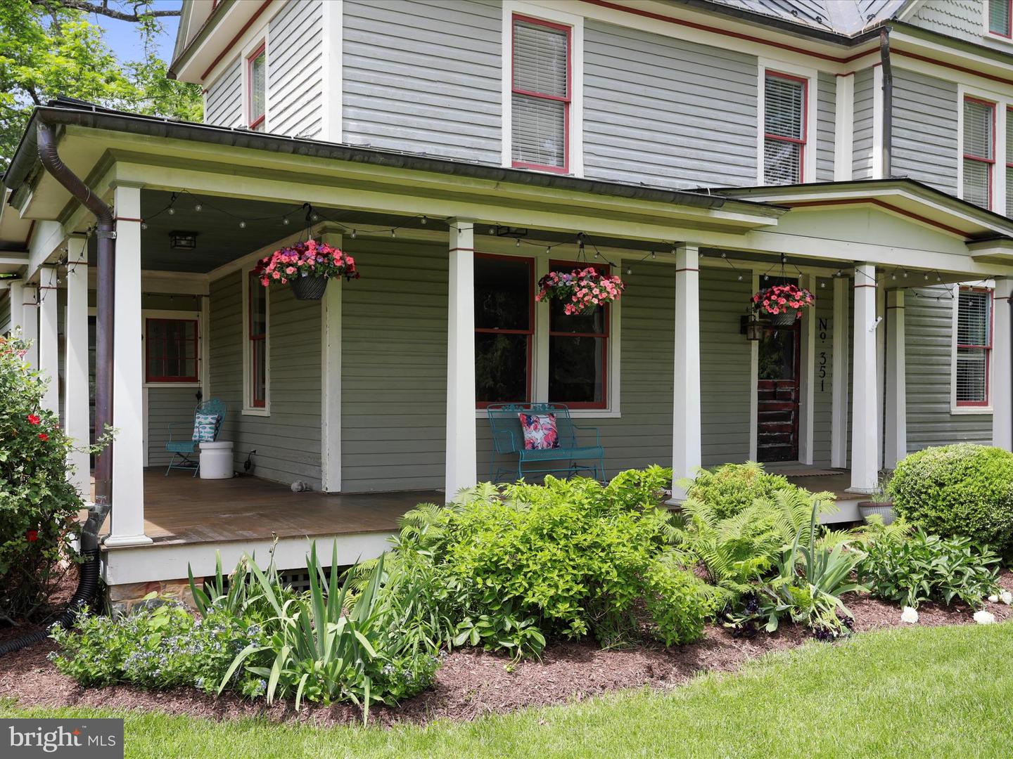 351 S ORCHARD DR, PURCELLVILLE, Virginia 20132, 5 Bedrooms Bedrooms, ,2 BathroomsBathrooms,Residential,For sale,351 S ORCHARD DR,VALO2096808 MLS # VALO2096808