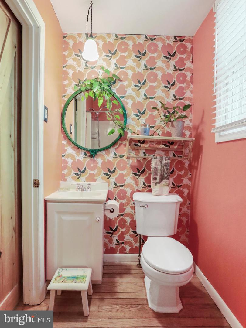 351 S ORCHARD DR, PURCELLVILLE, Virginia 20132, 5 Bedrooms Bedrooms, ,2 BathroomsBathrooms,Residential,For sale,351 S ORCHARD DR,VALO2096808 MLS # VALO2096808