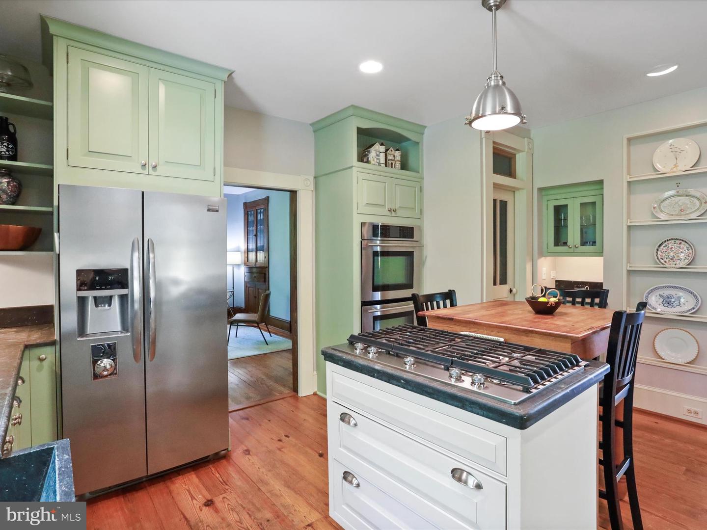351 S ORCHARD DR, PURCELLVILLE, Virginia 20132, 5 Bedrooms Bedrooms, ,2 BathroomsBathrooms,Residential,For sale,351 S ORCHARD DR,VALO2096808 MLS # VALO2096808