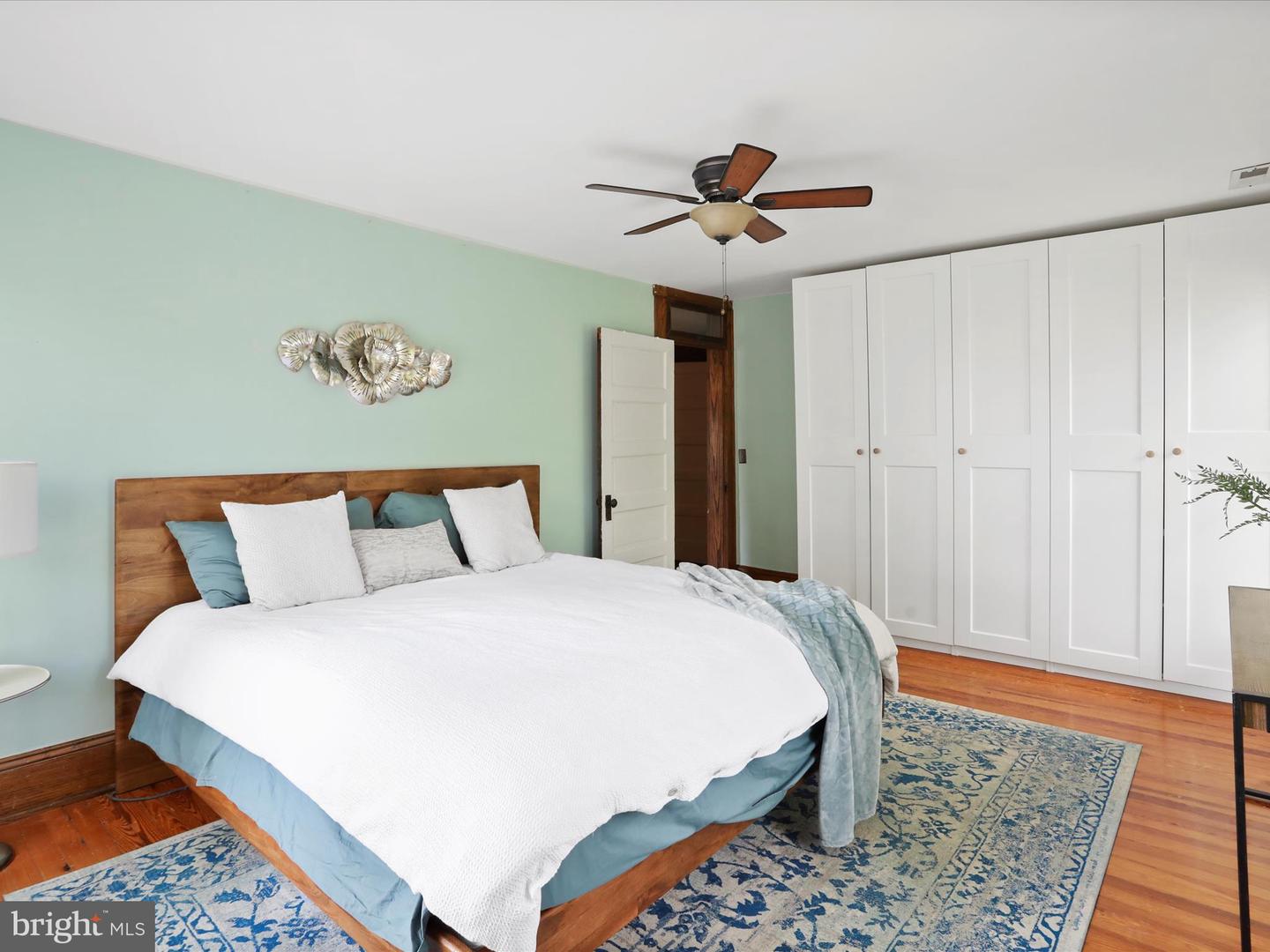 351 S ORCHARD DR, PURCELLVILLE, Virginia 20132, 5 Bedrooms Bedrooms, ,2 BathroomsBathrooms,Residential,For sale,351 S ORCHARD DR,VALO2096808 MLS # VALO2096808