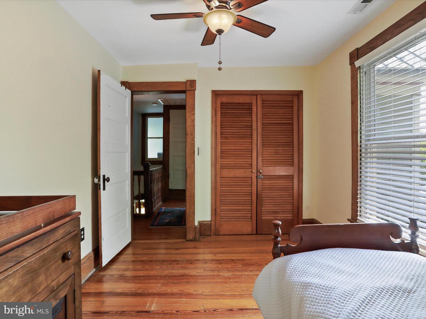 351 S ORCHARD DR, PURCELLVILLE, Virginia 20132, 5 Bedrooms Bedrooms, ,2 BathroomsBathrooms,Residential,For sale,351 S ORCHARD DR,VALO2096808 MLS # VALO2096808