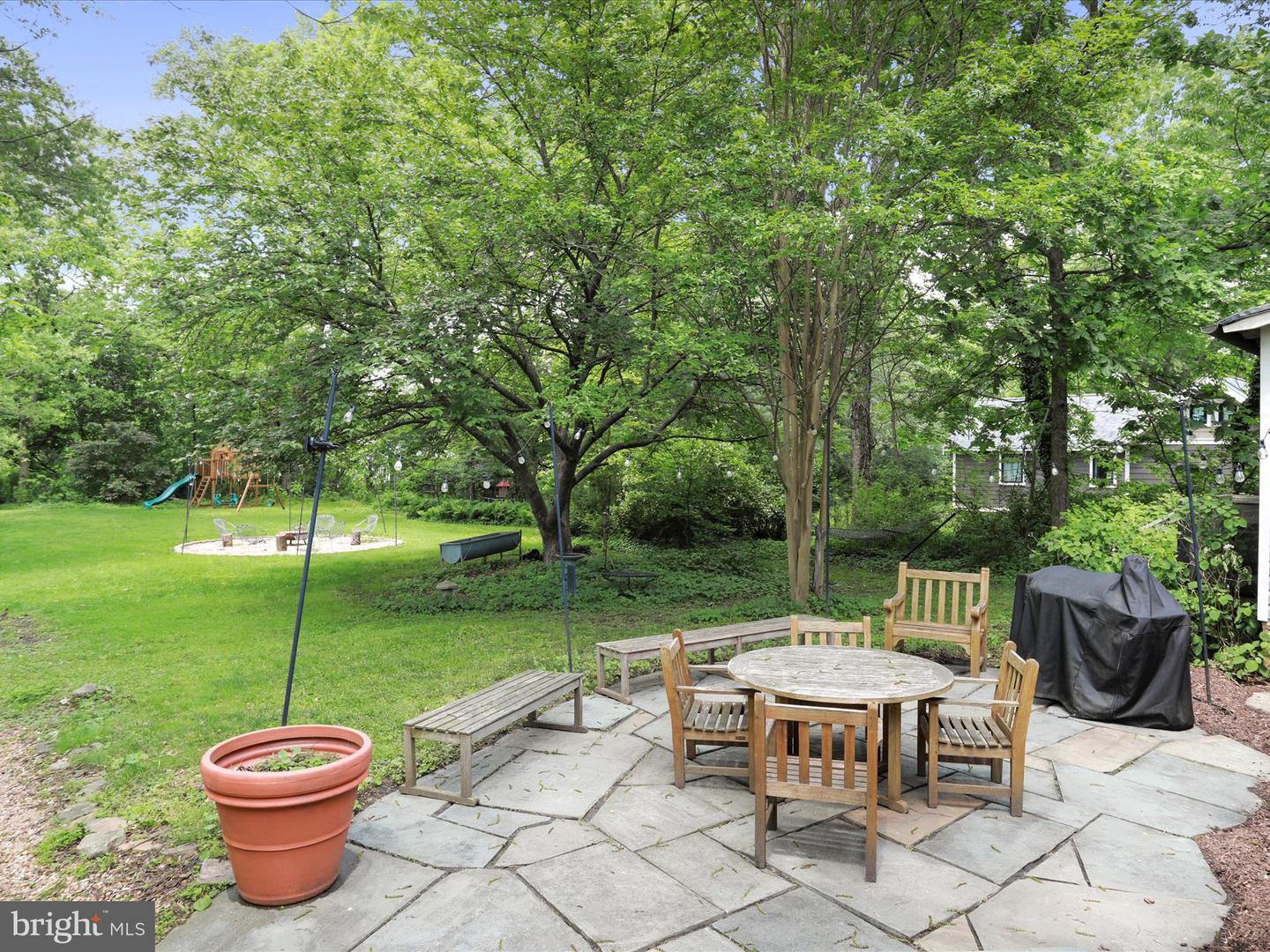 351 S ORCHARD DR, PURCELLVILLE, Virginia 20132, 5 Bedrooms Bedrooms, ,2 BathroomsBathrooms,Residential,For sale,351 S ORCHARD DR,VALO2096808 MLS # VALO2096808