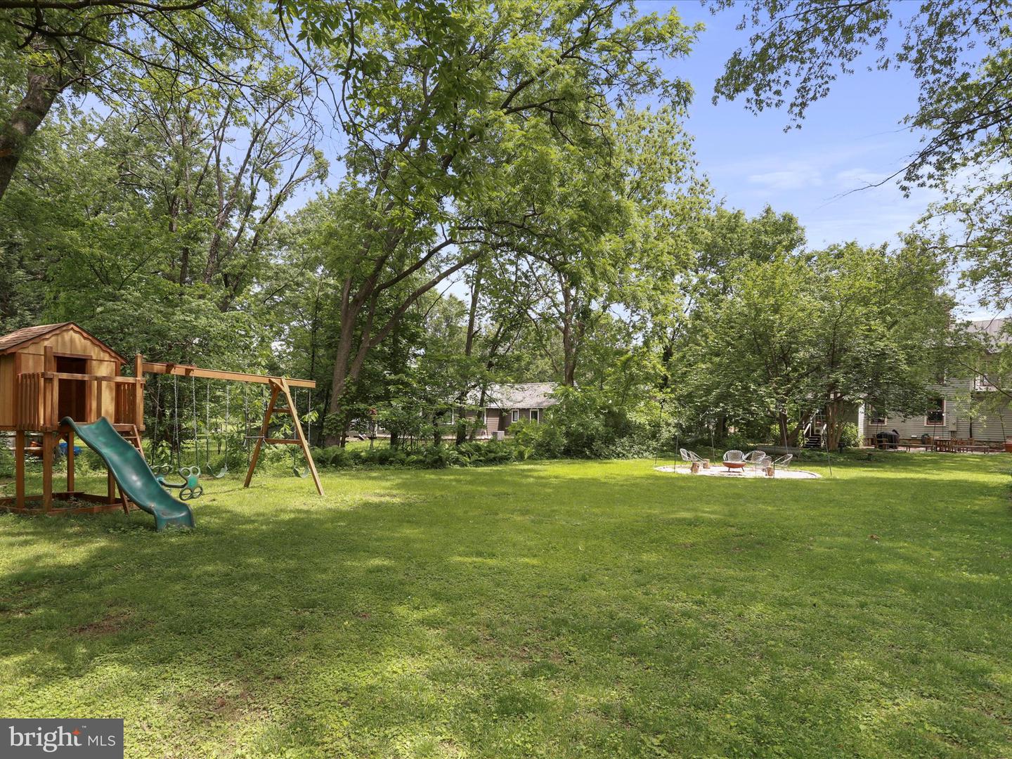 351 S ORCHARD DR, PURCELLVILLE, Virginia 20132, 5 Bedrooms Bedrooms, ,2 BathroomsBathrooms,Residential,For sale,351 S ORCHARD DR,VALO2096808 MLS # VALO2096808