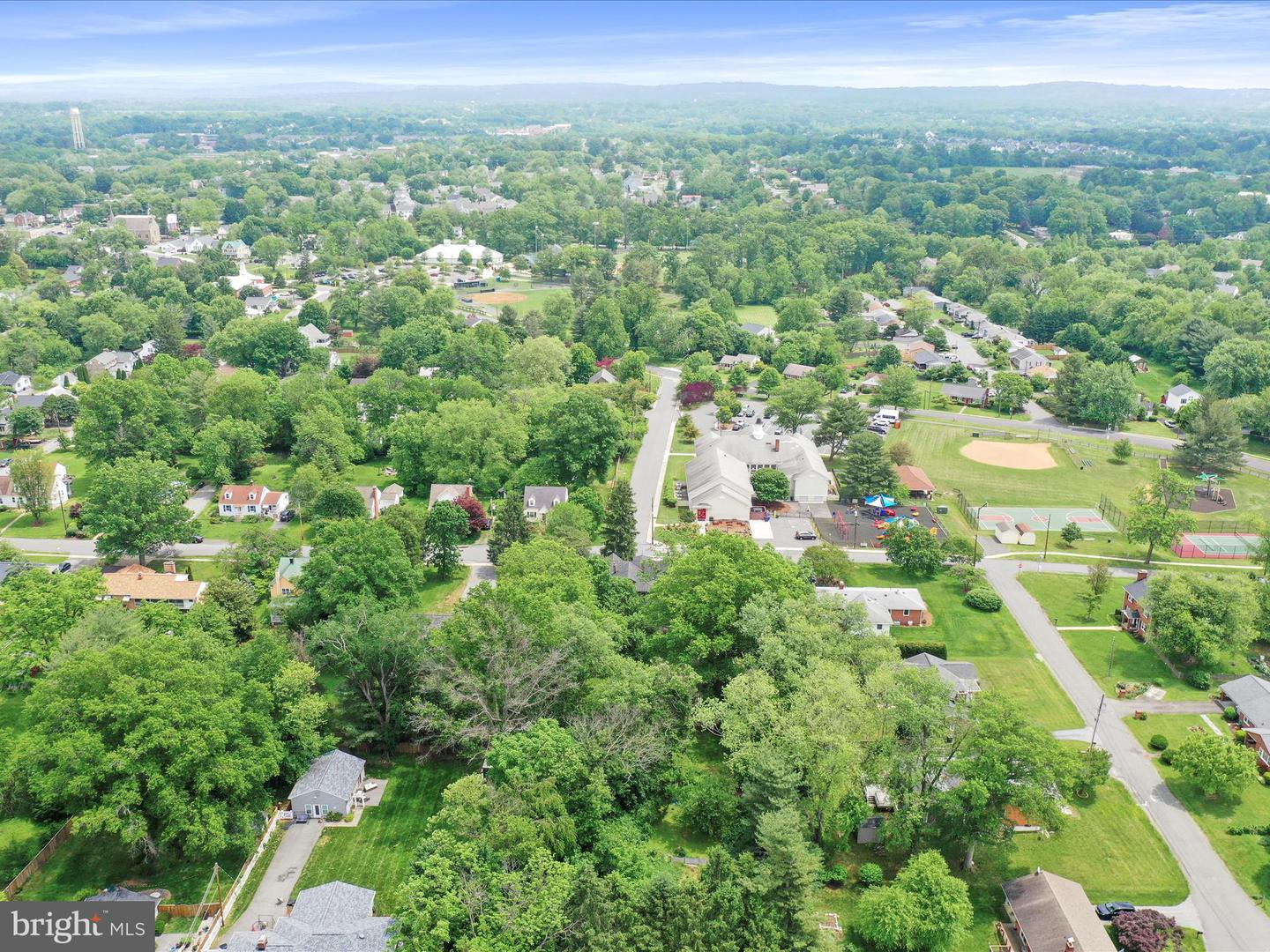 351 S ORCHARD DR, PURCELLVILLE, Virginia 20132, 5 Bedrooms Bedrooms, ,2 BathroomsBathrooms,Residential,For sale,351 S ORCHARD DR,VALO2096808 MLS # VALO2096808