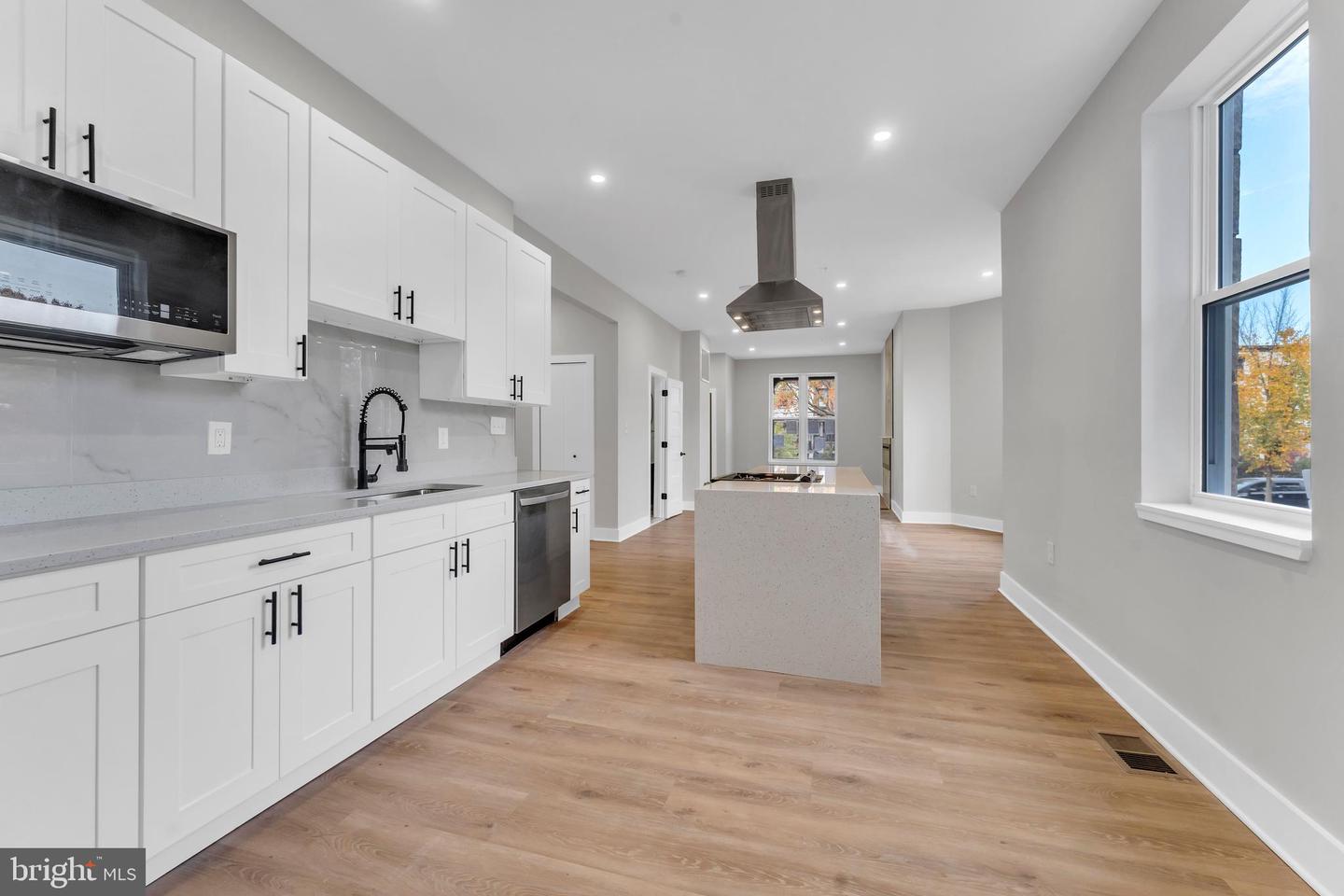 3521 NEW HAMPSHIRE AVE NW #B, WASHINGTON, District Of Columbia 20010, 3 Bedrooms Bedrooms, ,2 BathroomsBathrooms,Residential,For sale,3521 NEW HAMPSHIRE AVE NW #B,DCDC2201226 MLS # DCDC2201226