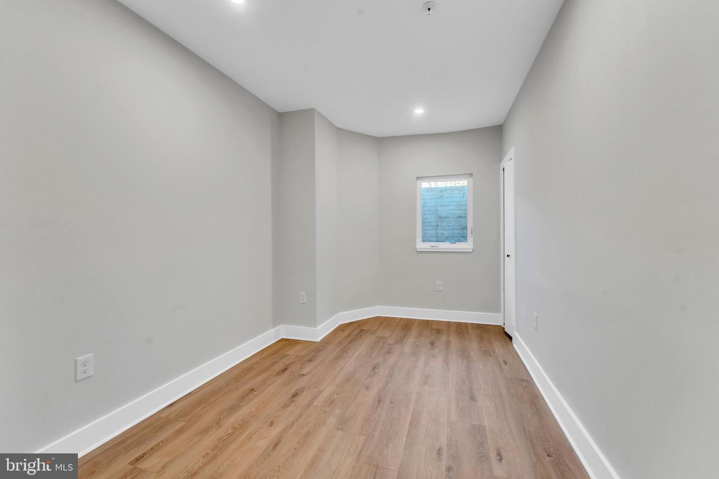 3521 NEW HAMPSHIRE AVE NW #B, WASHINGTON, District Of Columbia 20010, 3 Bedrooms Bedrooms, ,2 BathroomsBathrooms,Residential,For sale,3521 NEW HAMPSHIRE AVE NW #B,DCDC2201226 MLS # DCDC2201226