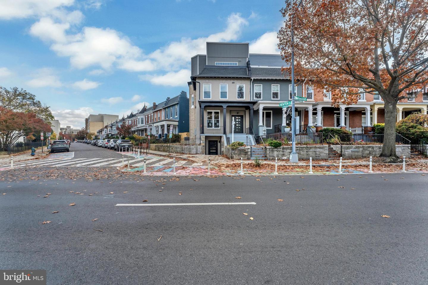 3521 NEW HAMPSHIRE AVE NW #B, WASHINGTON, District Of Columbia 20010, 3 Bedrooms Bedrooms, ,2 BathroomsBathrooms,Residential,For sale,3521 NEW HAMPSHIRE AVE NW #B,DCDC2201226 MLS # DCDC2201226