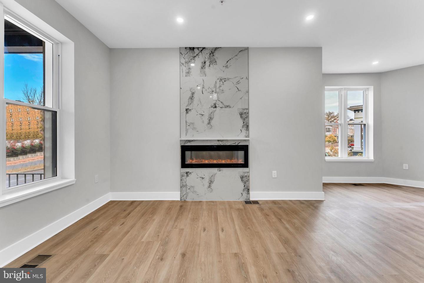 3521 NEW HAMPSHIRE AVE NW #B, WASHINGTON, District Of Columbia 20010, 3 Bedrooms Bedrooms, ,2 BathroomsBathrooms,Residential,For sale,3521 NEW HAMPSHIRE AVE NW #B,DCDC2201226 MLS # DCDC2201226