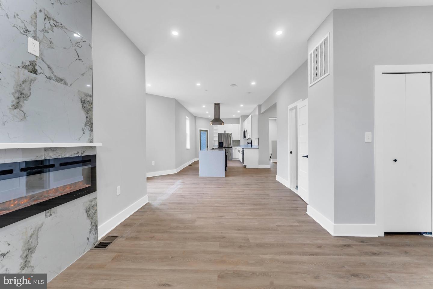 3521 NEW HAMPSHIRE AVE NW #B, WASHINGTON, District Of Columbia 20010, 3 Bedrooms Bedrooms, ,2 BathroomsBathrooms,Residential,For sale,3521 NEW HAMPSHIRE AVE NW #B,DCDC2201226 MLS # DCDC2201226