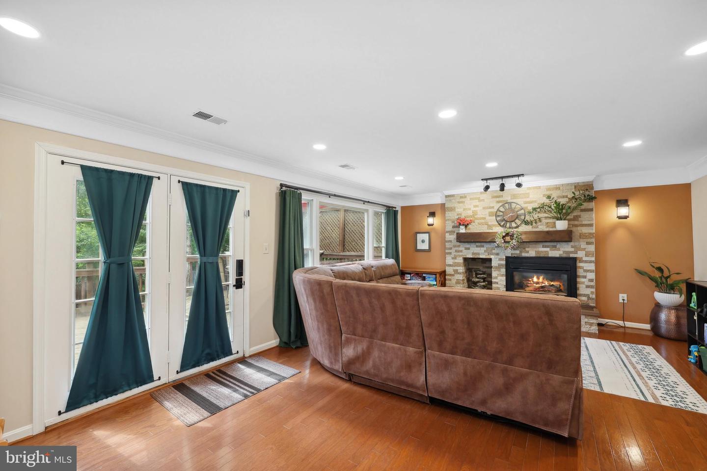 10217 GROVEWOOD WAY, FAIRFAX, Virginia 22032, 4 Bedrooms Bedrooms, ,2 BathroomsBathrooms,Residential,For sale,10217 GROVEWOOD WAY,VAFX2241674 MLS # VAFX2241674
