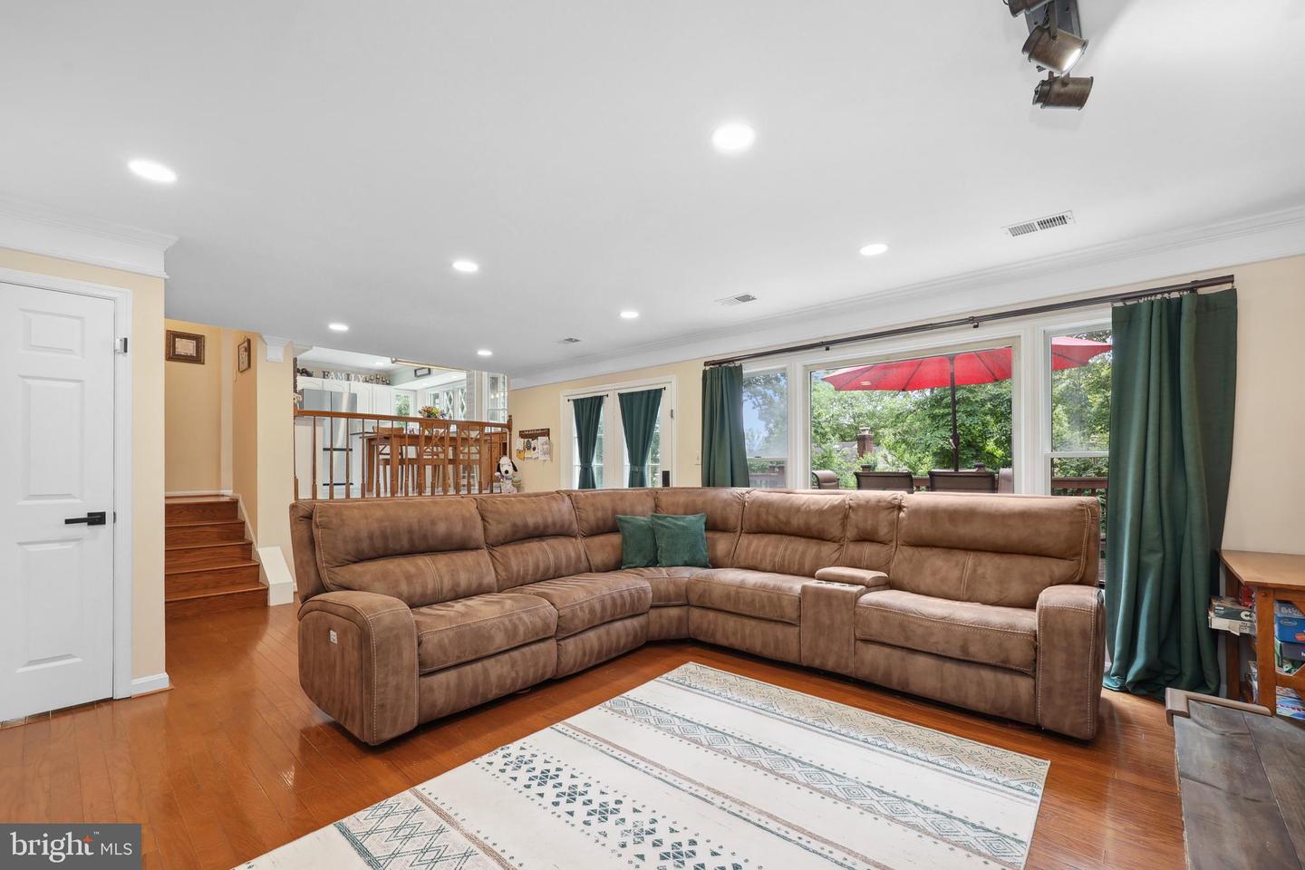 10217 GROVEWOOD WAY, FAIRFAX, Virginia 22032, 4 Bedrooms Bedrooms, ,2 BathroomsBathrooms,Residential,For sale,10217 GROVEWOOD WAY,VAFX2241674 MLS # VAFX2241674