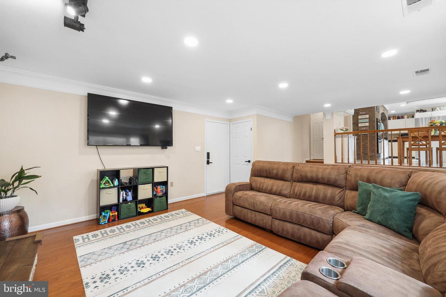 10217 GROVEWOOD WAY, FAIRFAX, Virginia 22032, 4 Bedrooms Bedrooms, ,2 BathroomsBathrooms,Residential,For sale,10217 GROVEWOOD WAY,VAFX2241674 MLS # VAFX2241674