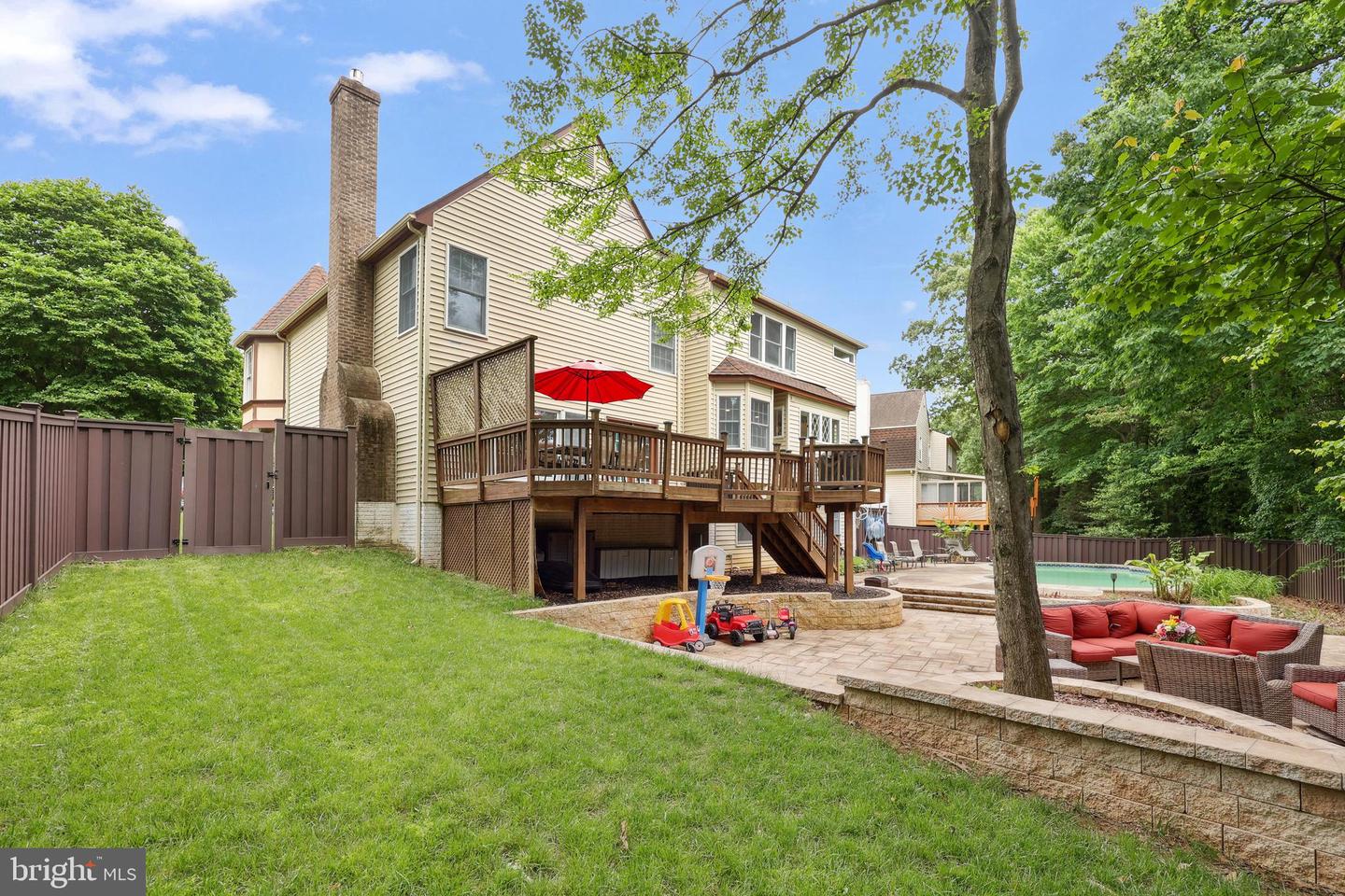 10217 GROVEWOOD WAY, FAIRFAX, Virginia 22032, 4 Bedrooms Bedrooms, ,2 BathroomsBathrooms,Residential,For sale,10217 GROVEWOOD WAY,VAFX2241674 MLS # VAFX2241674