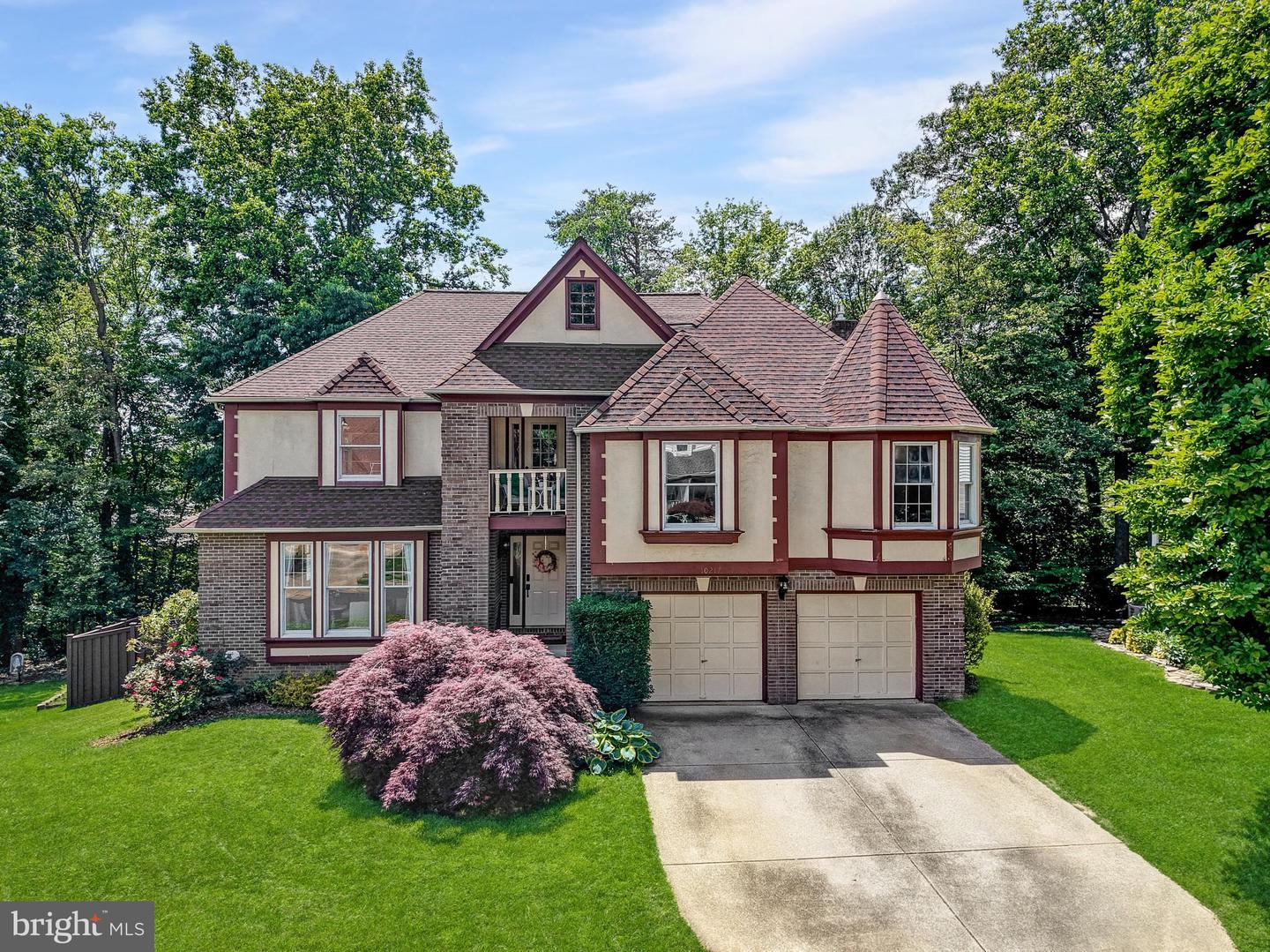 10217 GROVEWOOD WAY, FAIRFAX, Virginia 22032, 4 Bedrooms Bedrooms, ,2 BathroomsBathrooms,Residential,For sale,10217 GROVEWOOD WAY,VAFX2241674 MLS # VAFX2241674