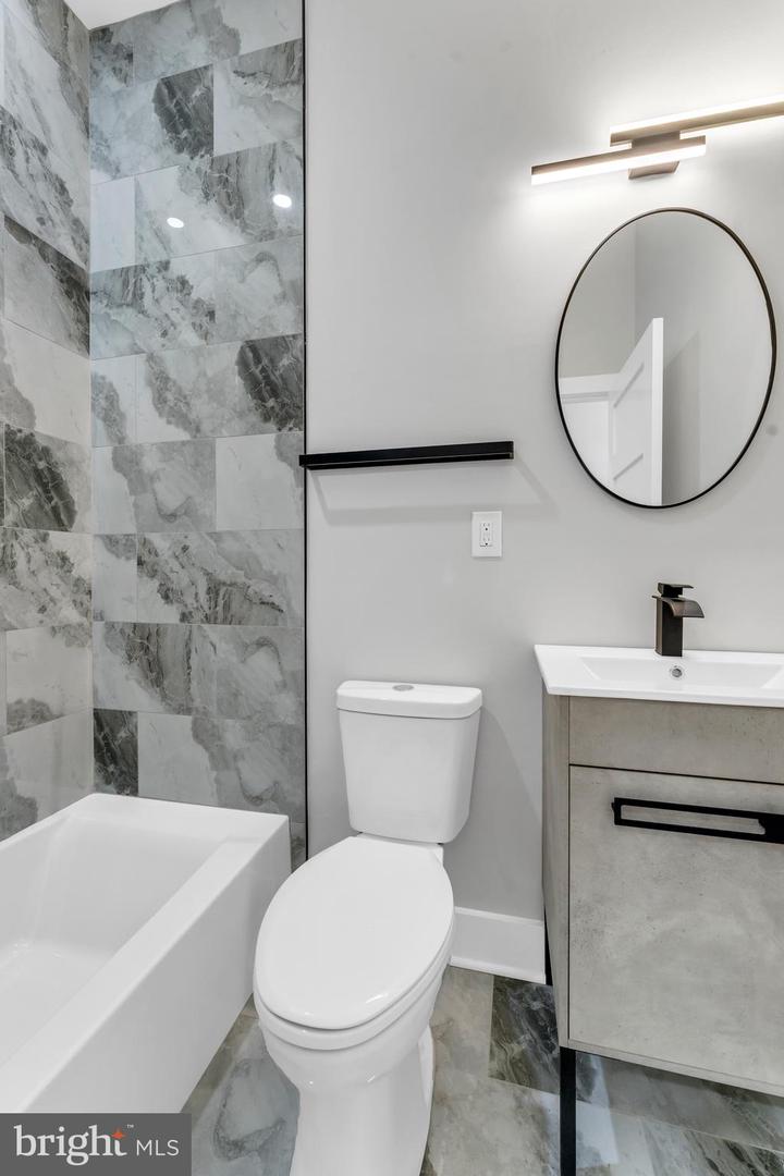 3521 NEW HAMPSHIRE AVE NW #A, WASHINGTON, District Of Columbia 20010, 3 Bedrooms Bedrooms, ,2 BathroomsBathrooms,Residential,For sale,3521 NEW HAMPSHIRE AVE NW #A,DCDC2201262 MLS # DCDC2201262