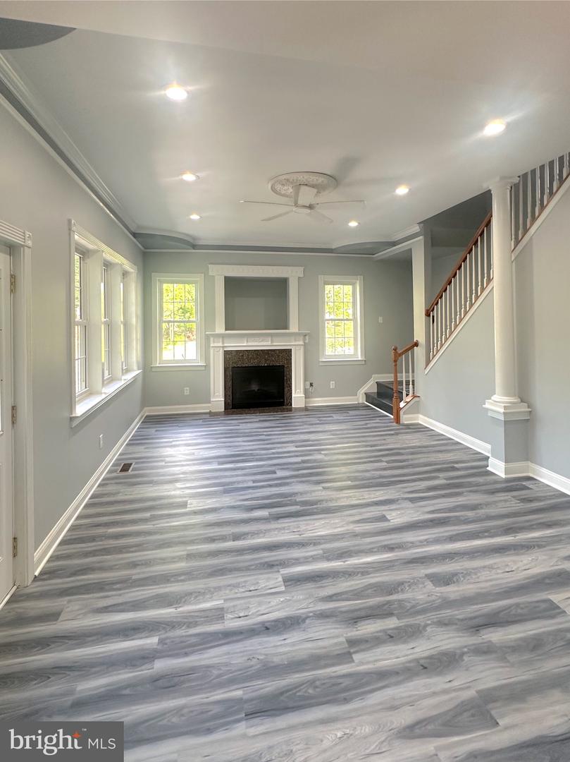 8512 SPRUCE ST, MANASSAS, Virginia 20111, 8 Bedrooms Bedrooms, ,5 BathroomsBathrooms,Residential,For sale,8512 SPRUCE ST,VAPW2095036 MLS # VAPW2095036