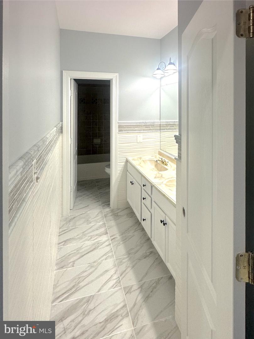 8512 SPRUCE ST, MANASSAS, Virginia 20111, 8 Bedrooms Bedrooms, ,5 BathroomsBathrooms,Residential,For sale,8512 SPRUCE ST,VAPW2095036 MLS # VAPW2095036