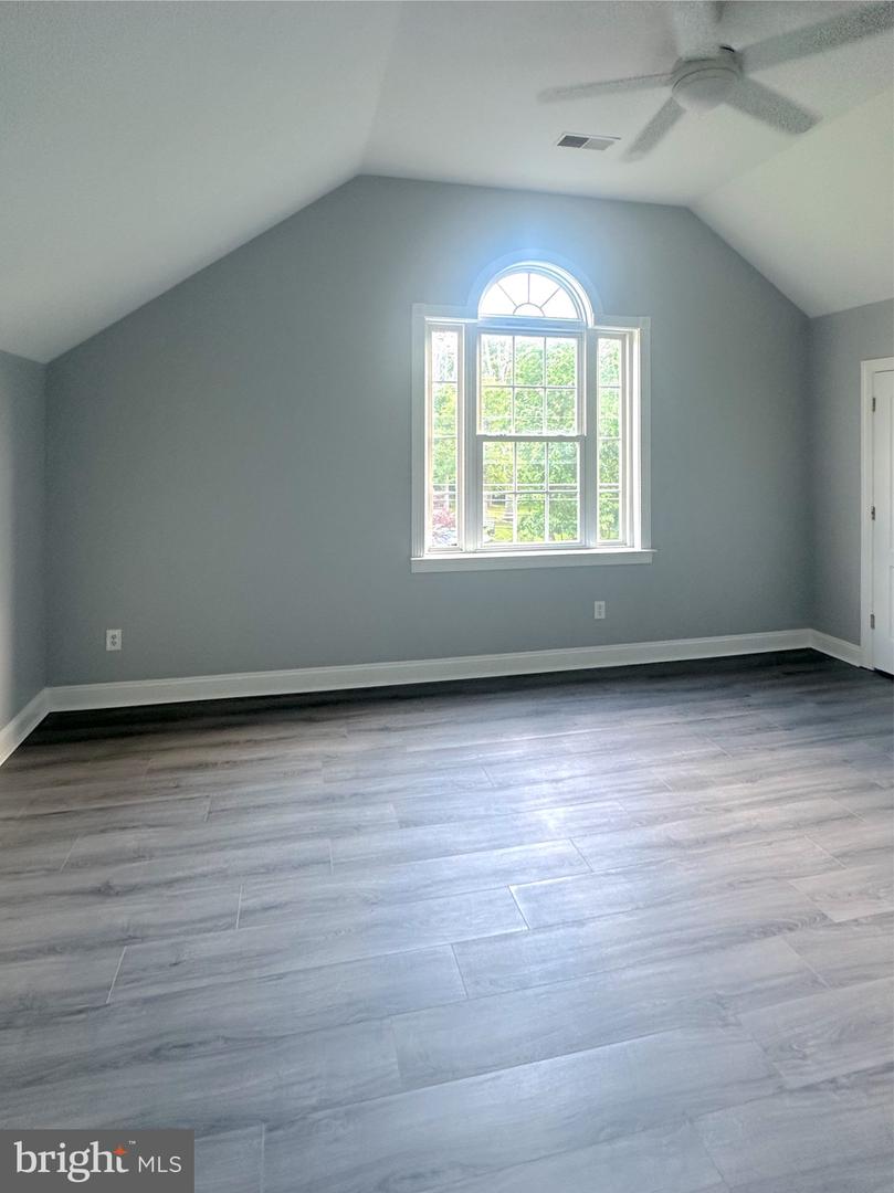 8512 SPRUCE ST, MANASSAS, Virginia 20111, 8 Bedrooms Bedrooms, ,5 BathroomsBathrooms,Residential,For sale,8512 SPRUCE ST,VAPW2095036 MLS # VAPW2095036