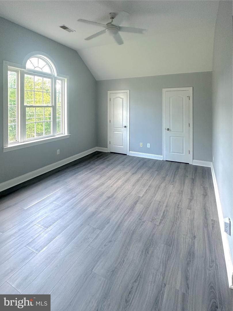 8512 SPRUCE ST, MANASSAS, Virginia 20111, 8 Bedrooms Bedrooms, ,5 BathroomsBathrooms,Residential,For sale,8512 SPRUCE ST,VAPW2095036 MLS # VAPW2095036