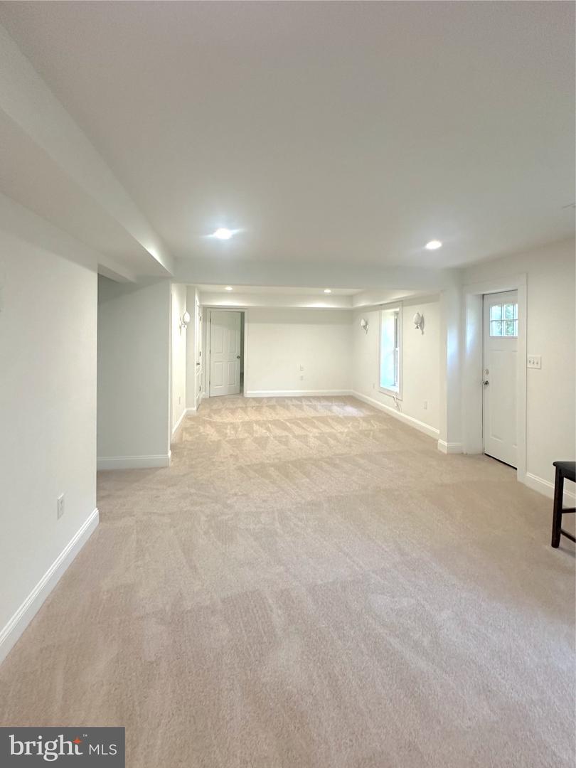 8512 SPRUCE ST, MANASSAS, Virginia 20111, 8 Bedrooms Bedrooms, ,5 BathroomsBathrooms,Residential,For sale,8512 SPRUCE ST,VAPW2095036 MLS # VAPW2095036