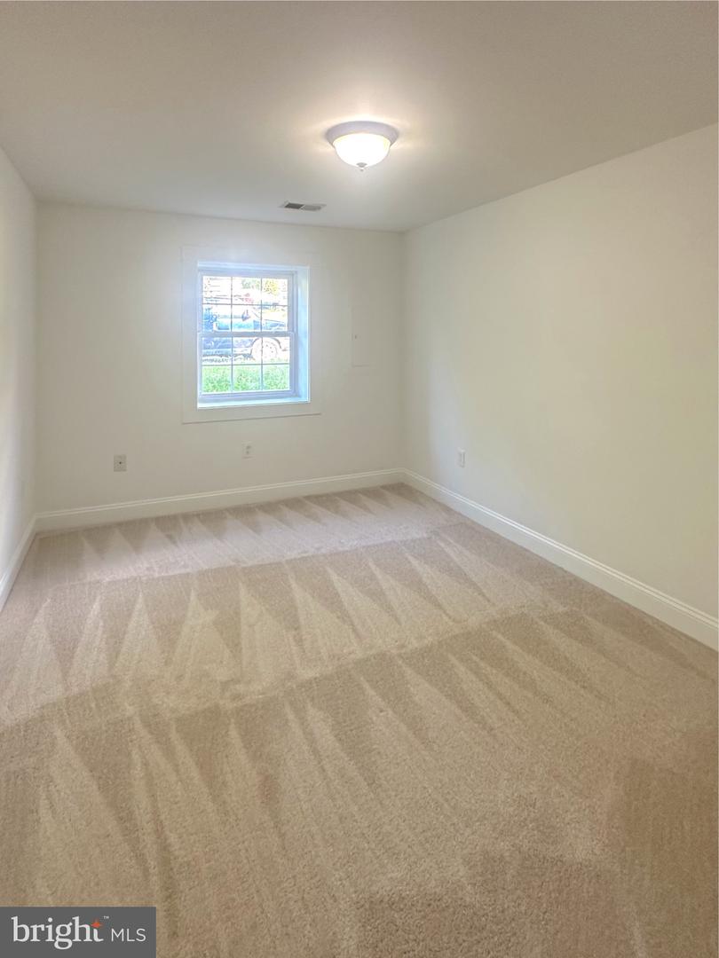 8512 SPRUCE ST, MANASSAS, Virginia 20111, 8 Bedrooms Bedrooms, ,5 BathroomsBathrooms,Residential,For sale,8512 SPRUCE ST,VAPW2095036 MLS # VAPW2095036