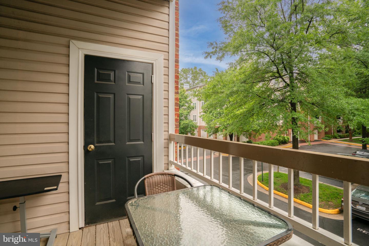 4320-C CANNON RIDGE CT #50, FAIRFAX, Virginia 22030, 2 Bedrooms Bedrooms, ,2 BathroomsBathrooms,Residential,For sale,4320-C CANNON RIDGE CT #50,VAFX2241866 MLS # VAFX2241866