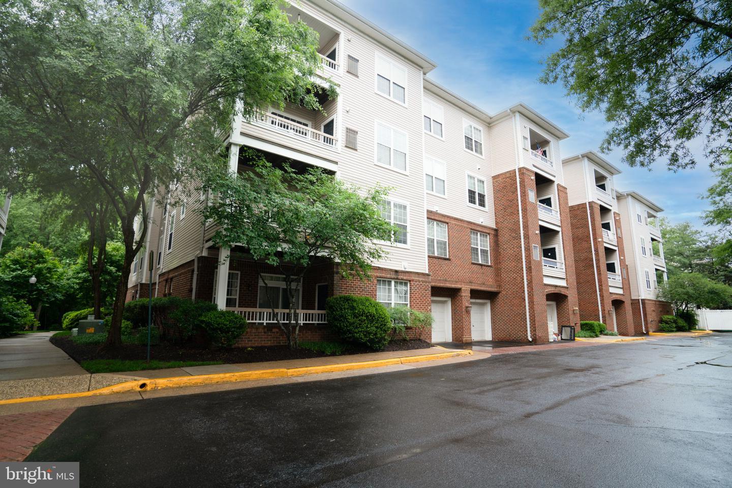 4320-C CANNON RIDGE CT #50, FAIRFAX, Virginia 22030, 2 Bedrooms Bedrooms, ,2 BathroomsBathrooms,Residential,For sale,4320-C CANNON RIDGE CT #50,VAFX2241866 MLS # VAFX2241866