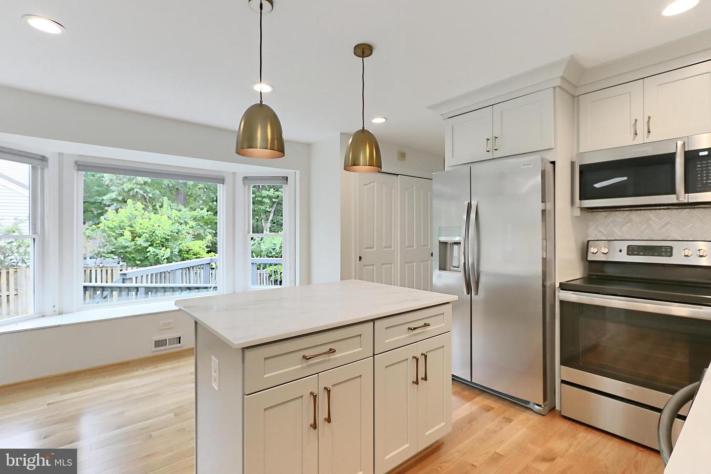 15473 MEHERRIN DR, CENTREVILLE, Virginia 20120, 5 Bedrooms Bedrooms, ,3 BathroomsBathrooms,Residential,For sale,15473 MEHERRIN DR,VAFX2241868 MLS # VAFX2241868