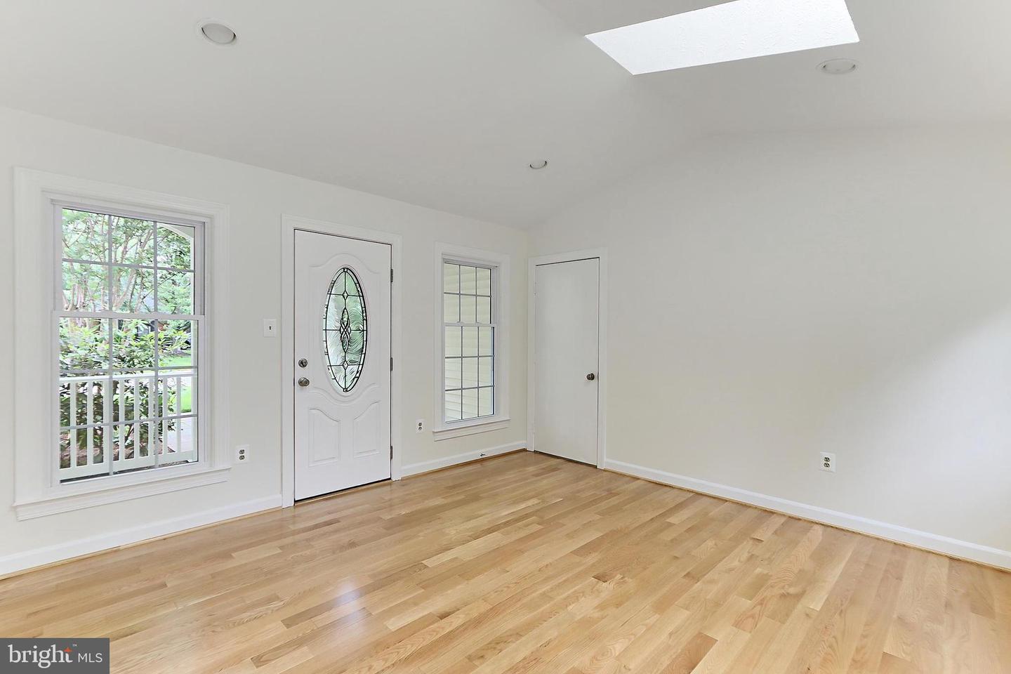 15473 MEHERRIN DR, CENTREVILLE, Virginia 20120, 5 Bedrooms Bedrooms, ,3 BathroomsBathrooms,Residential,For sale,15473 MEHERRIN DR,VAFX2241868 MLS # VAFX2241868