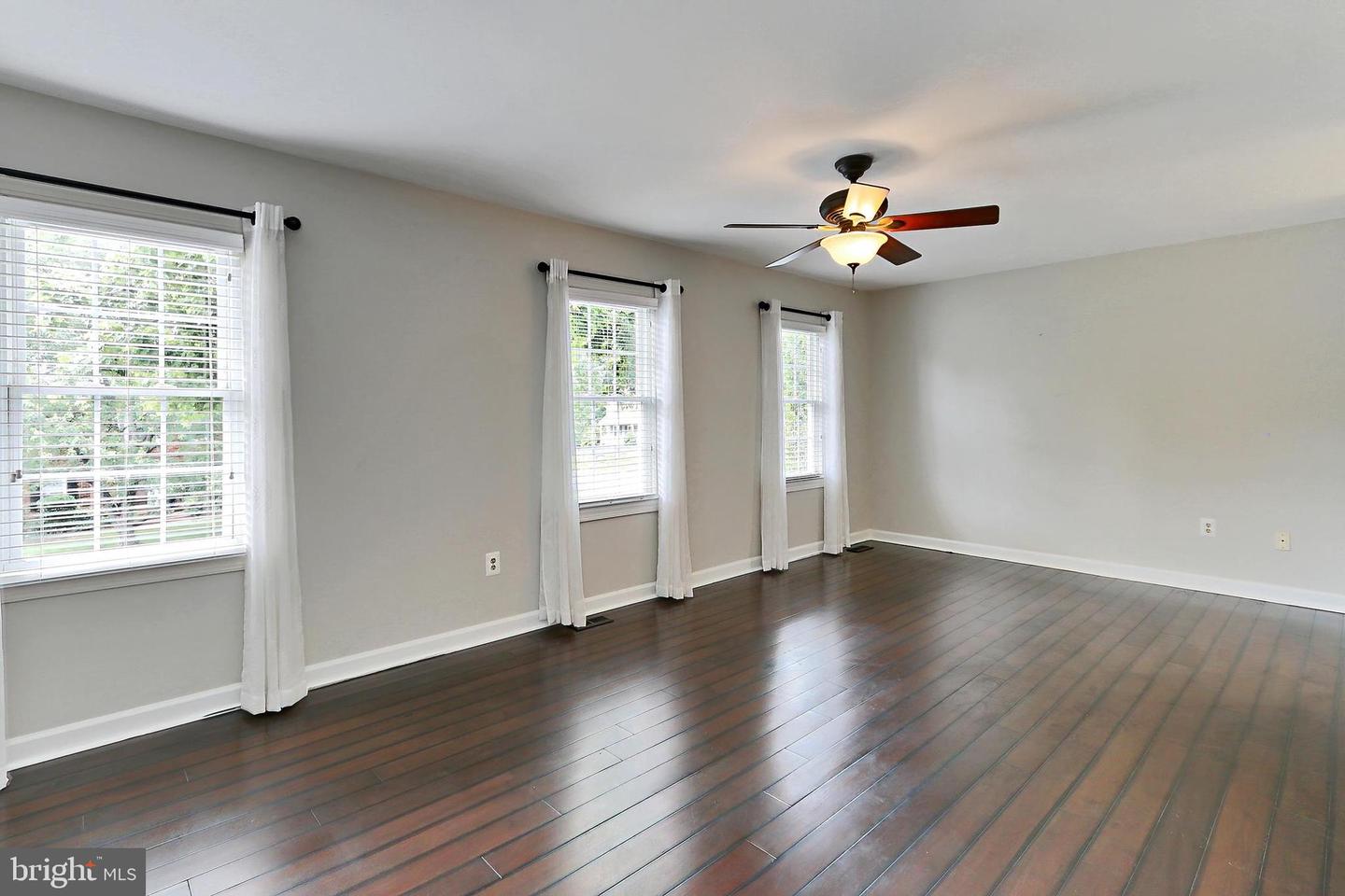 15473 MEHERRIN DR, CENTREVILLE, Virginia 20120, 5 Bedrooms Bedrooms, ,3 BathroomsBathrooms,Residential,For sale,15473 MEHERRIN DR,VAFX2241868 MLS # VAFX2241868