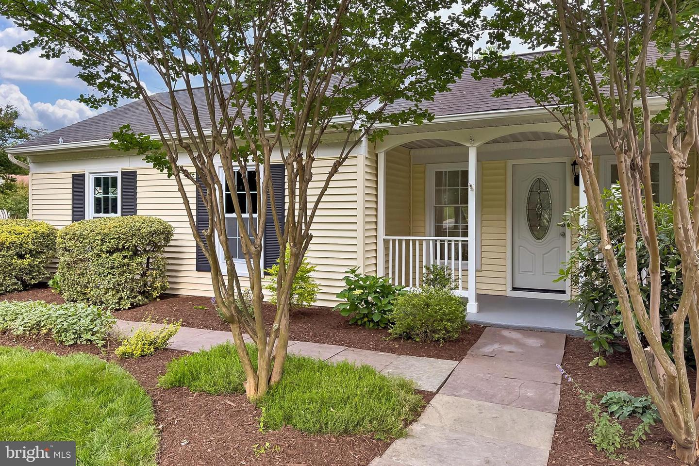 15473 MEHERRIN DR, CENTREVILLE, Virginia 20120, 5 Bedrooms Bedrooms, ,3 BathroomsBathrooms,Residential,For sale,15473 MEHERRIN DR,VAFX2241868 MLS # VAFX2241868