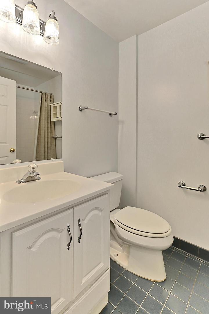 15473 MEHERRIN DR, CENTREVILLE, Virginia 20120, 5 Bedrooms Bedrooms, ,3 BathroomsBathrooms,Residential,For sale,15473 MEHERRIN DR,VAFX2241868 MLS # VAFX2241868